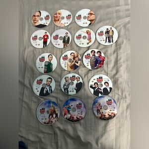 The Big Bang Theory (Full Seasons 1, 2, 3, 4)